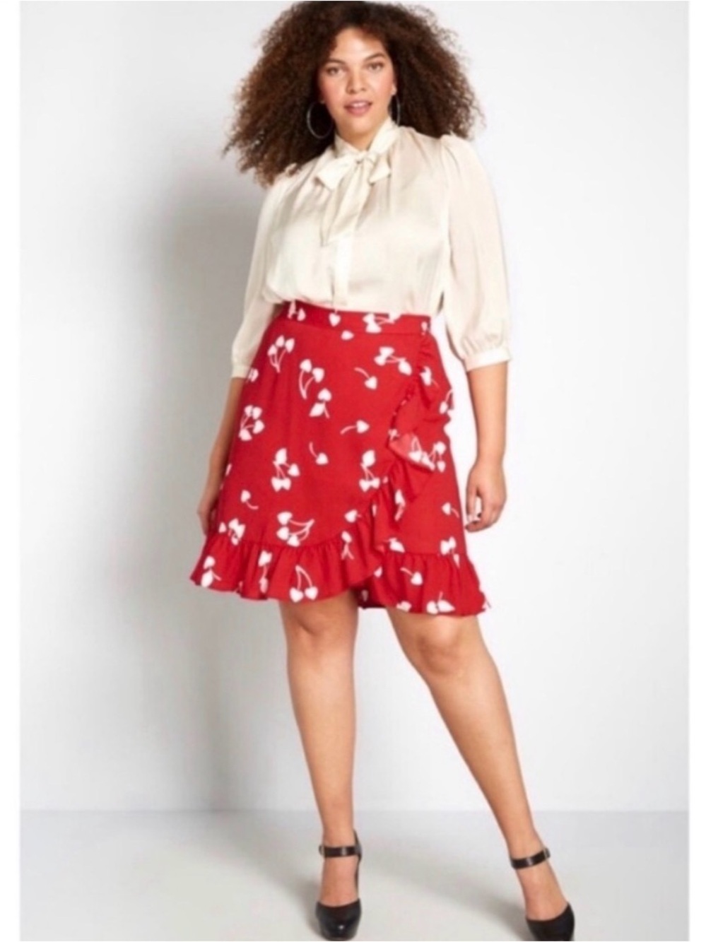 ModCloth Cherry heart ruffle retro skirt 8 NWT